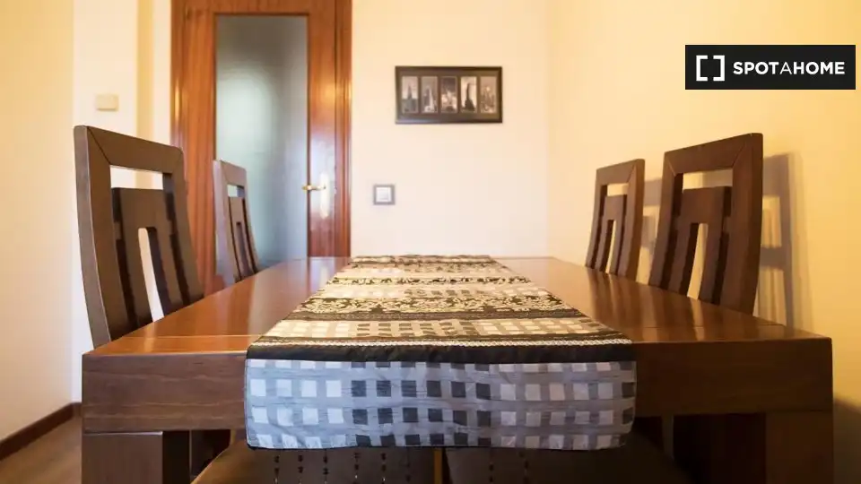 Zimmer in Aluche