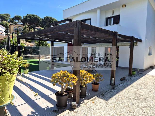 Casa-chalet en Venta en Mas Mora - Sant Daniel