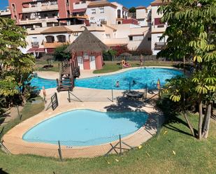 Swimming pool of Flat for sale in Vélez-Málaga  with Air Conditioner, Terrace and Furnished