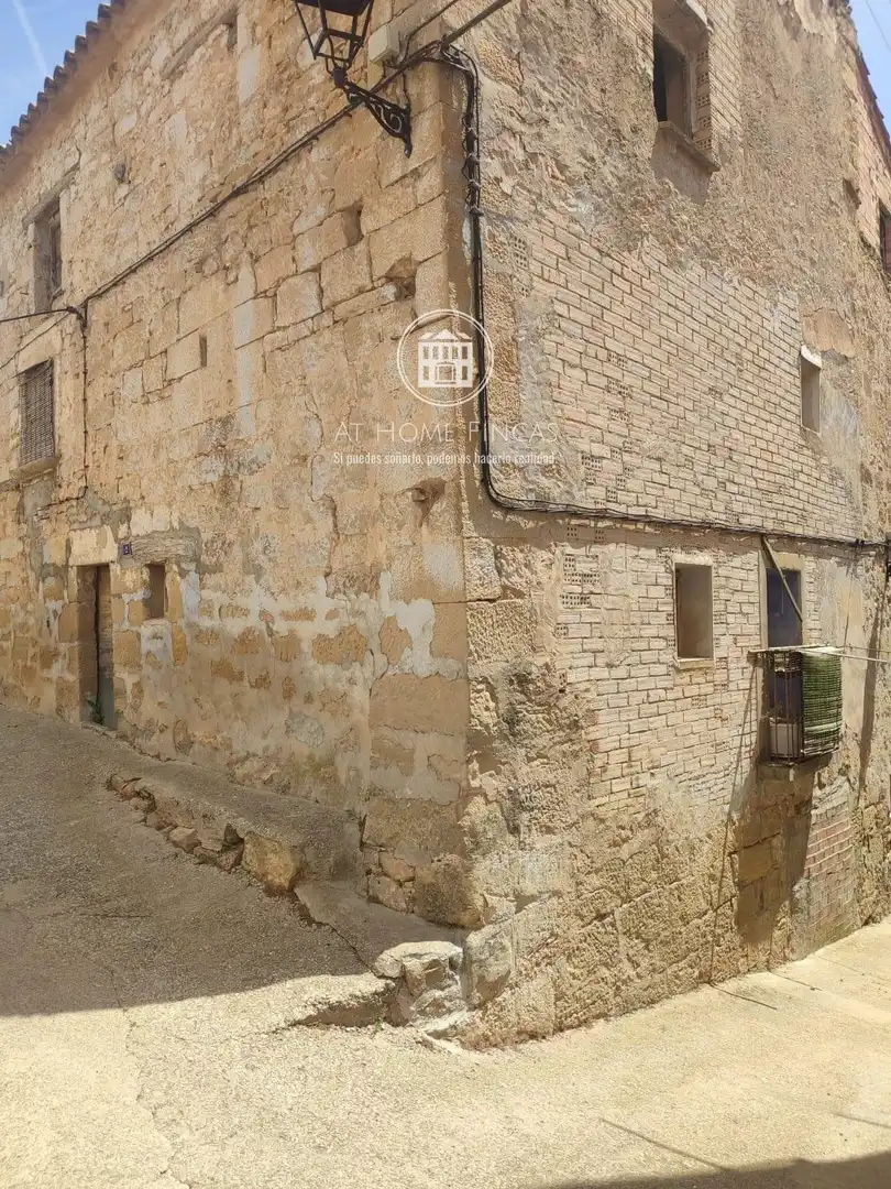 Casa o xalet en venda en Mazaleón amb Terrassa