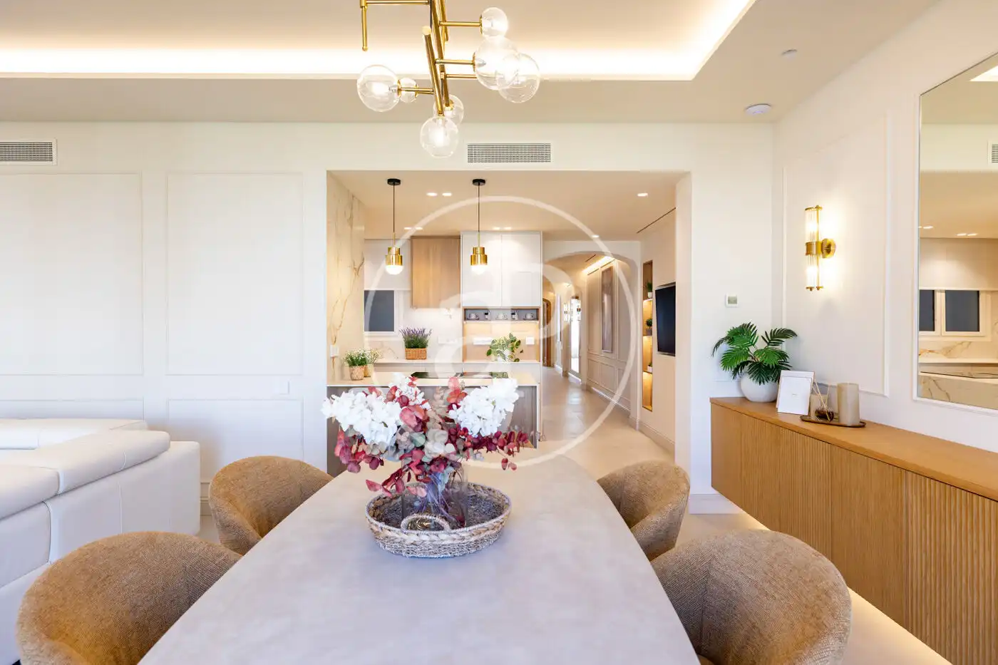 Dining room of Flat for sale in Barcelona  with Air Conditioner, Heating and Furnished