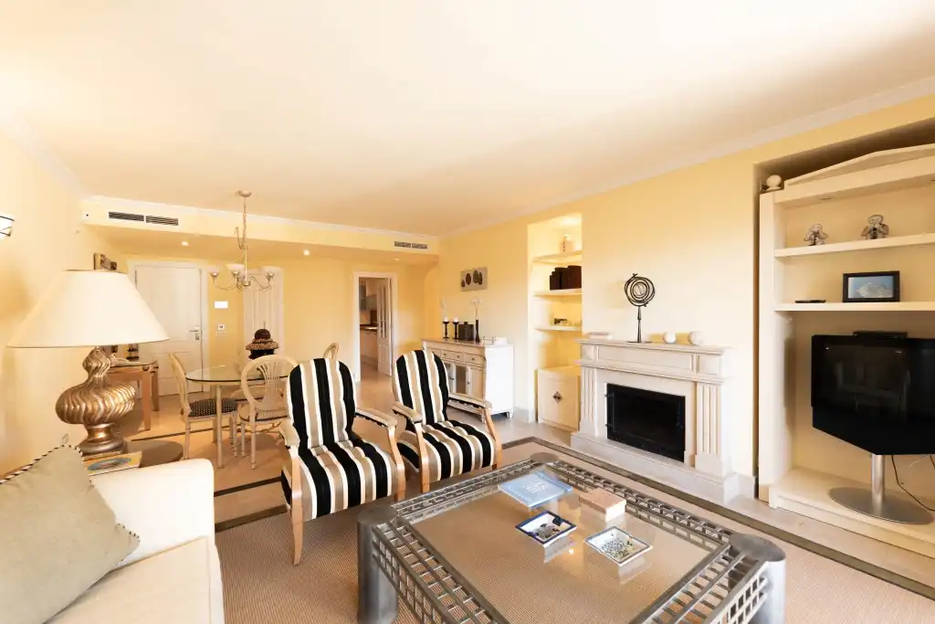 Sala d'estar de Apartament en venda en Andratx amb Aire condicionat, Calefacció i Jardí privat