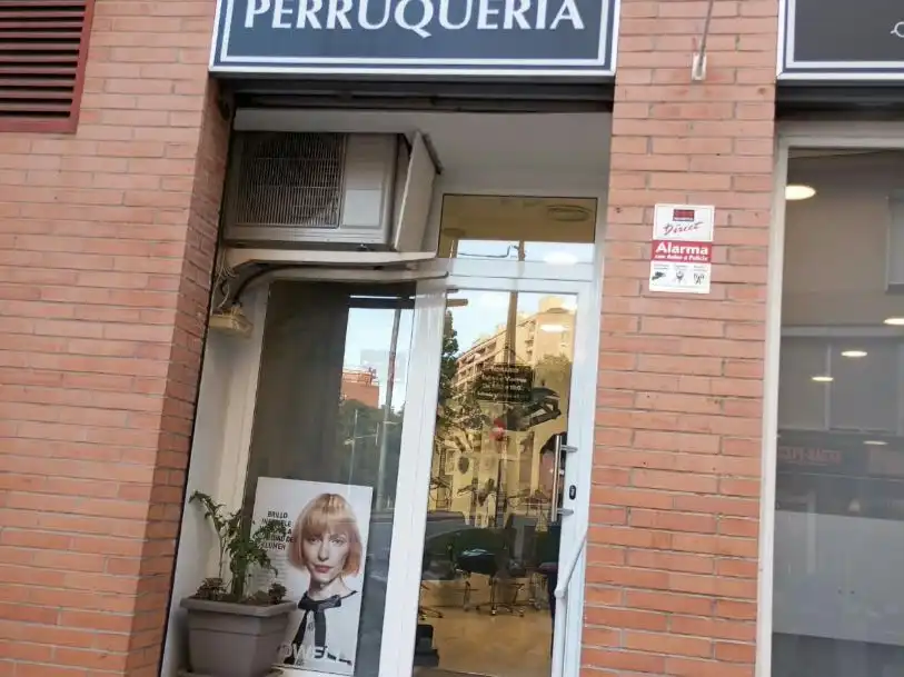 Local comercial en venta en Carrer Torrent de can Mariner 5