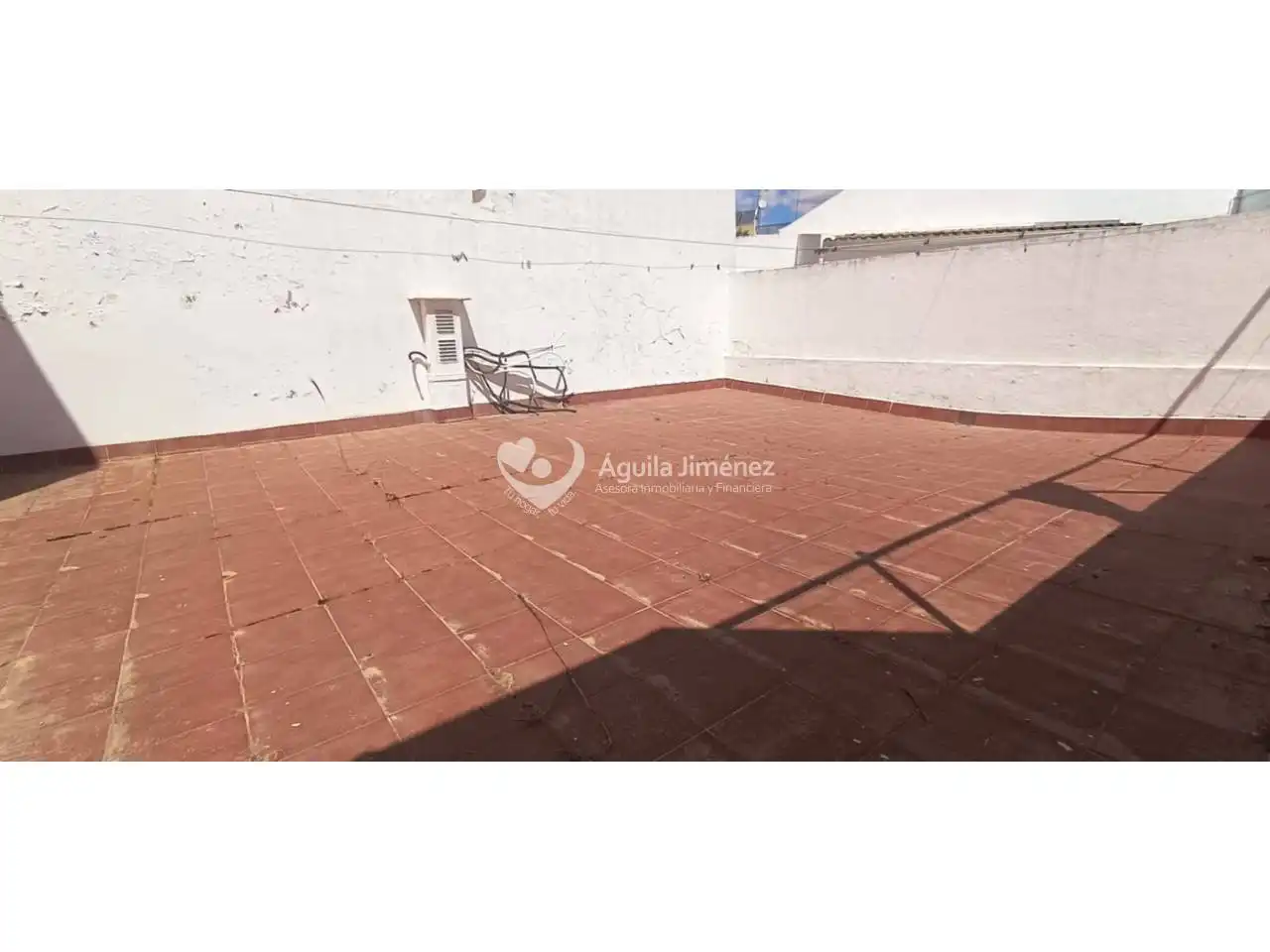 Vista exterior de Casa o chalet en venta en Alcalá de Guadaira con Calefacción y Terraza