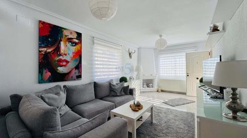 Foto 3 de Casa o xalet en venda a Calle Paraguay, Villamartín - Las Filipinas, Orihuela