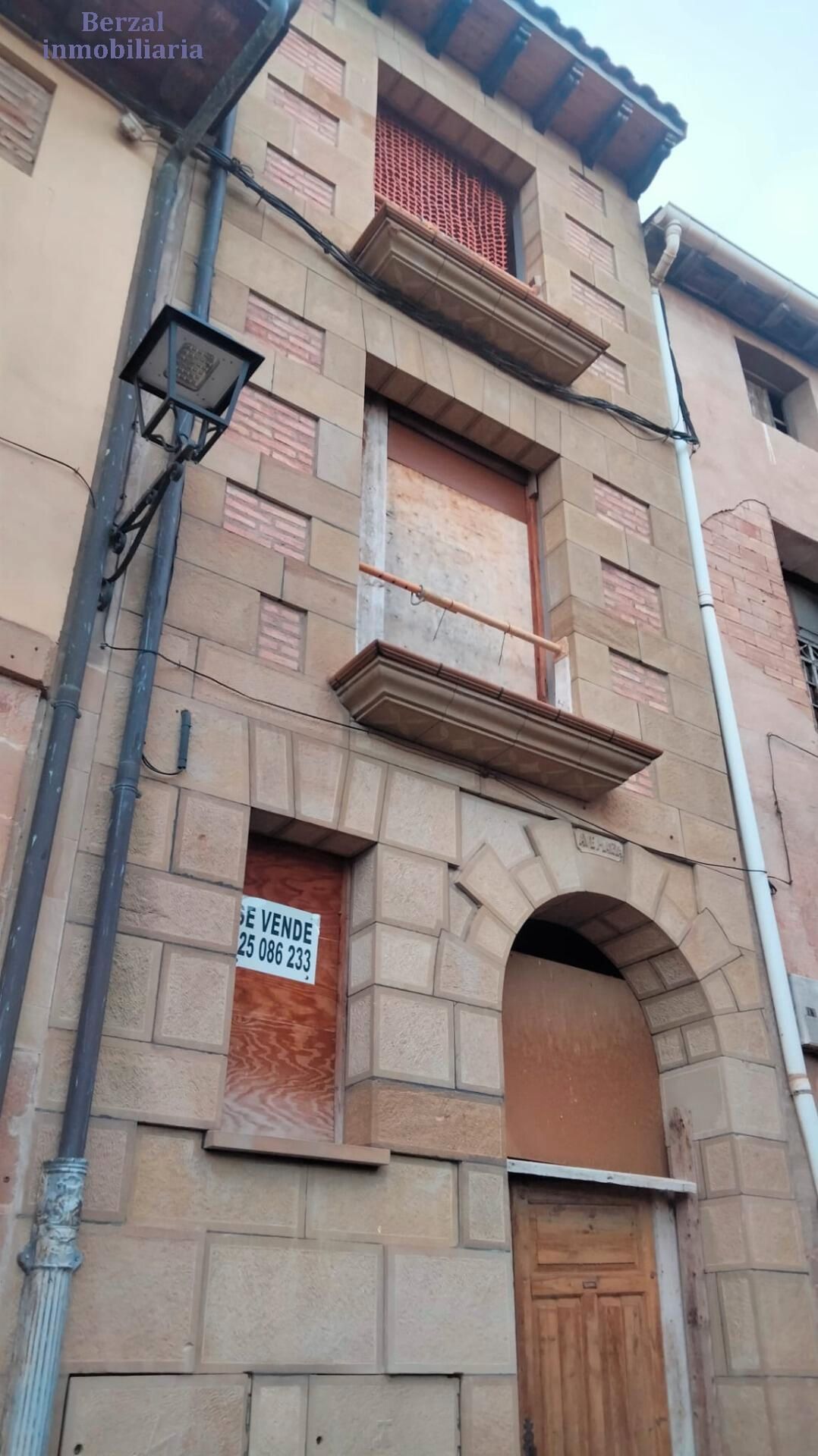 Exterior view of House or chalet for sale in Hormilleja  with Private garden and Storage room