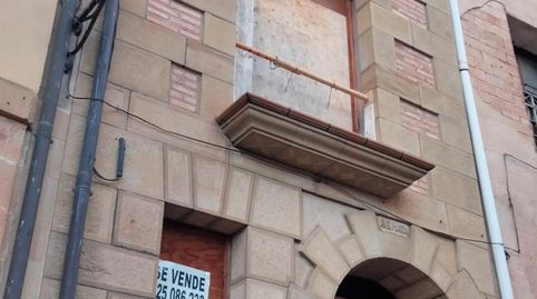 Casa en construcción, para entrar los gremios y terminar a gusto personal. Muy céntrica y con jardín de 50 metros
