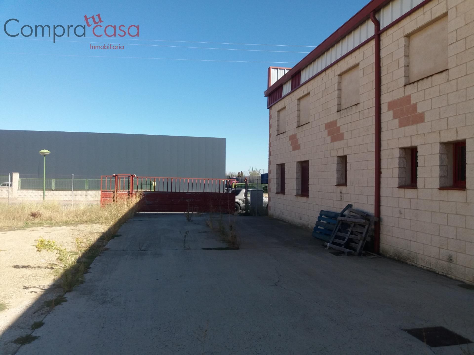 Exterior view of Industrial buildings to rent in Valverde del Majano  with Heating