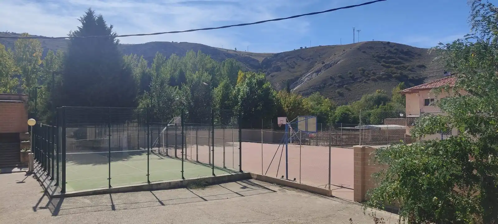 Außenansicht von Residential zum Verkauf in Sepúlveda