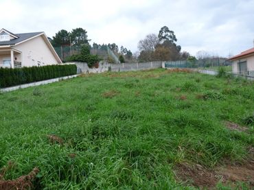 Terreno residencial en venta en Almeiras