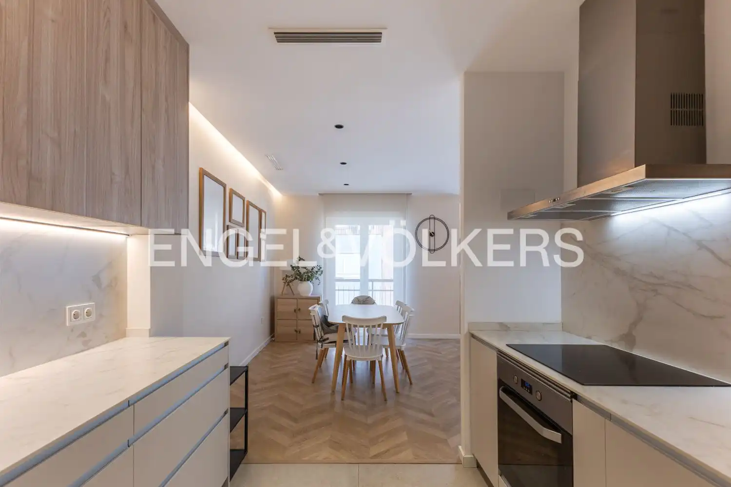 Cocina de Apartamento en venta en Valencia con Aire acondicionado, Calefacción y Parquet
