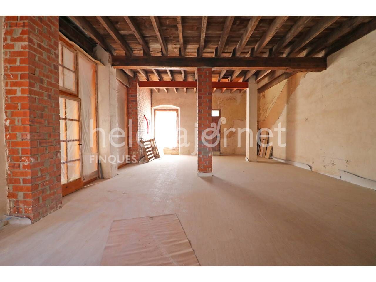 Premises for sale in Sant Feliu de Guíxols  with Alarm
