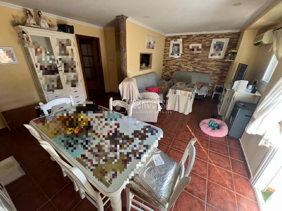 Sala d'estar de Pis en venda en El Puerto de Santa María amb Aire condicionat, Terrassa i Balcó
