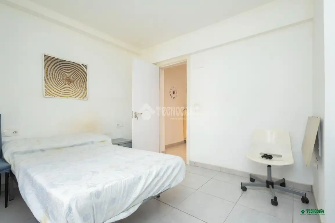 Habitación de Piso en venta en Almería