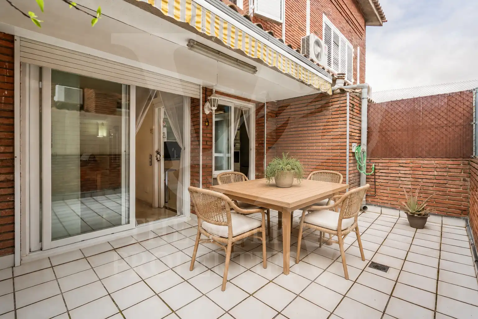 Terraza de Casa adosada en venta en Premià de Mar con Aire acondicionado, Calefacción y Terraza