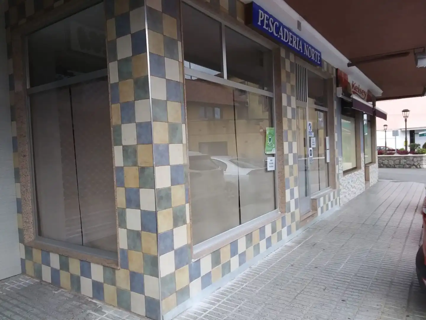 Local de alquiler en Reocín