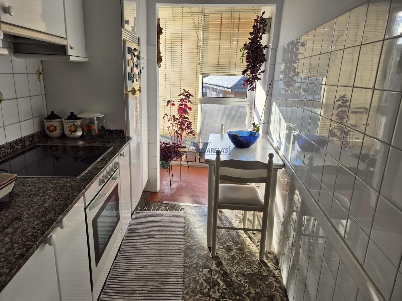 Kitchen of Flat for sale in Ourense Capital 