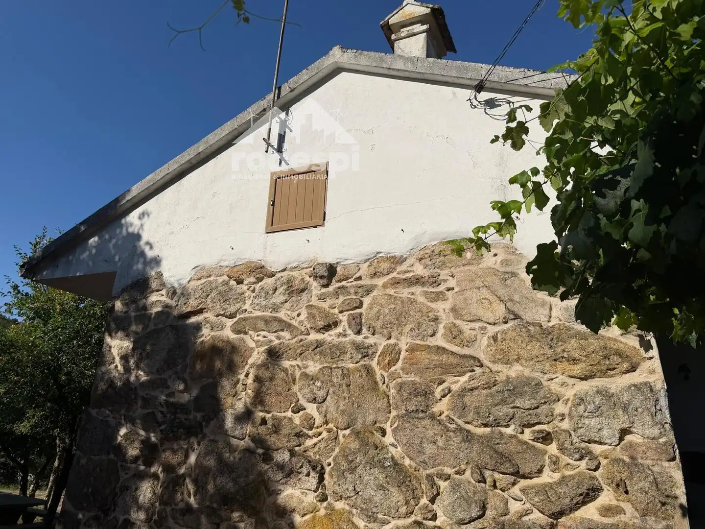 Vista exterior de Casa o chalet en venta en Covelo con Calefacción, Terraza y Piscina