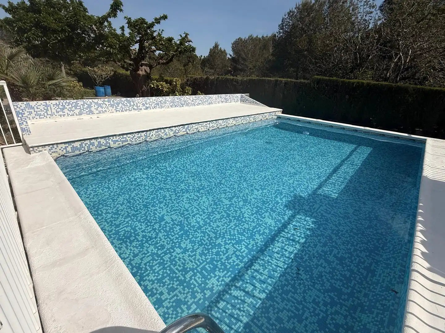 Detached house with pool for sale in Montserrat, imagen 3