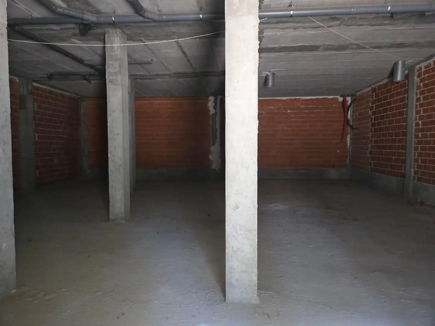 Commercial properties for sale in Puebla de Lillo  with Heating