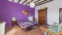 Dormitori de Casa o xalet en venda en Vilafranca del Penedès amb Piscina i Balcó