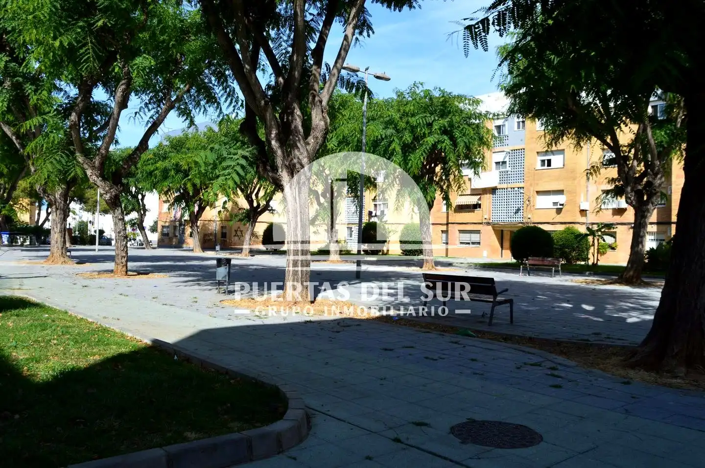 Vista exterior de Piso en venta en Rota