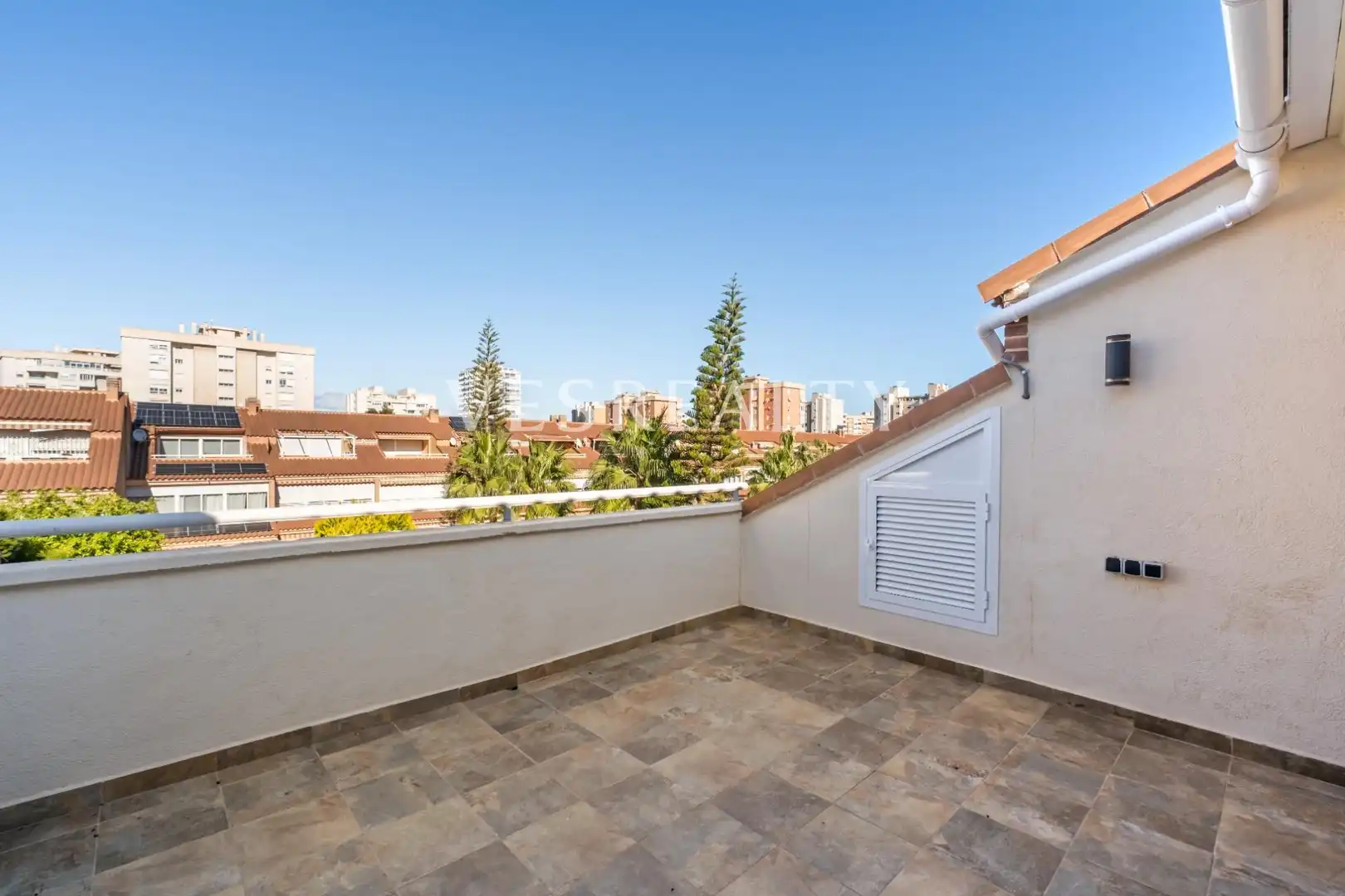 Terrassa de Casa adosada en venda en Alicante / Alacant amb Aire condicionat, Calefacció i Jardí privat