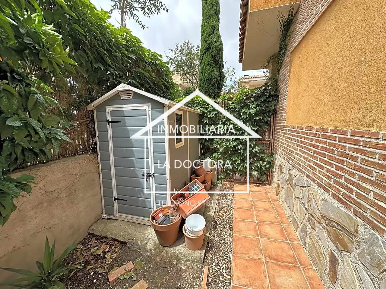 Casa adosada en venta en Erillas, Nombela