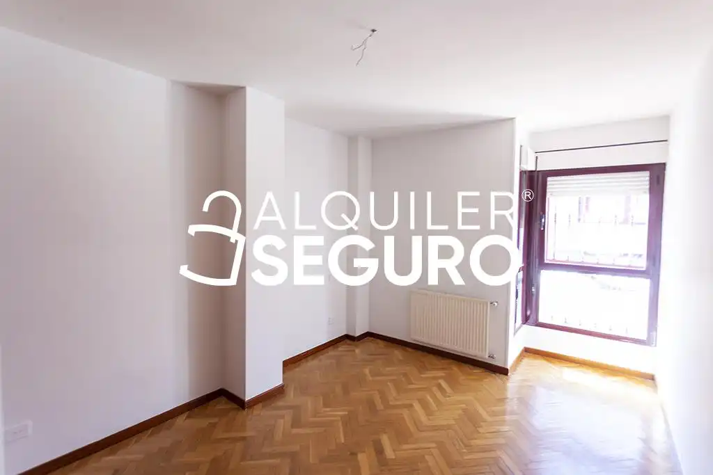 Dormitori de Casa o xalet de lloguer en Madrid amb Aire condicionat, Calefacció i Terrassa