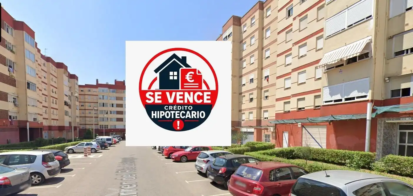 Pis amb ascensor en venda a Campclar