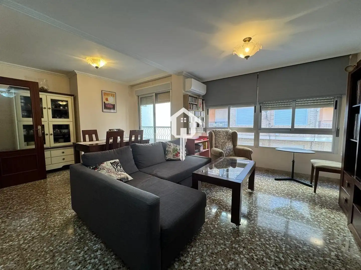 Wohnzimmer von Wohnung zum Verkauf in Alicante / Alacant mit Privatgarten und Balkon