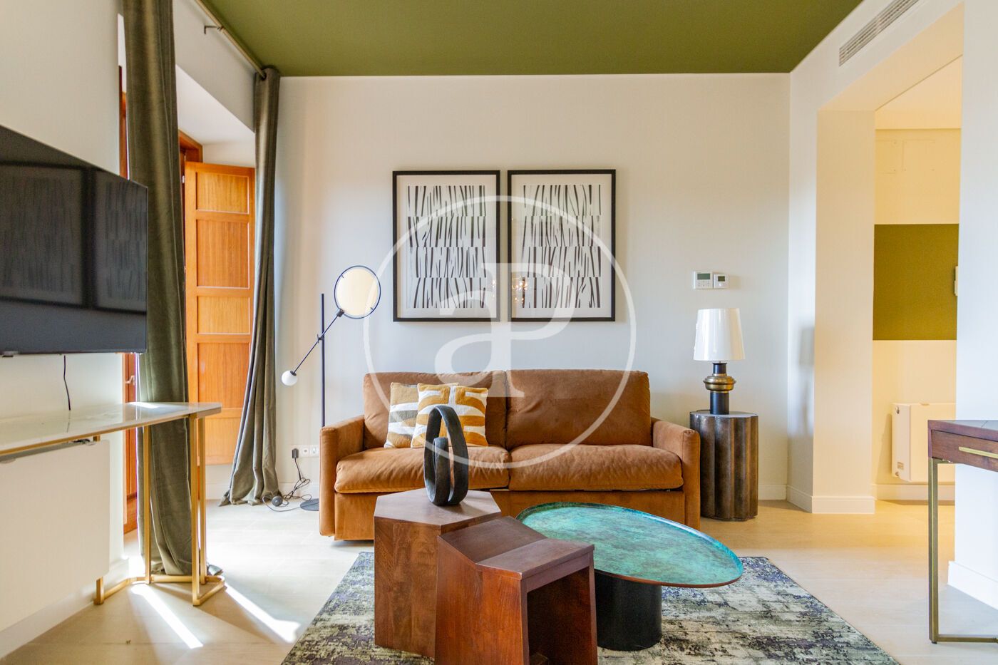 Living room of Flat to rent in  Madrid Capital  with Air Conditioner, Heating and Furnished