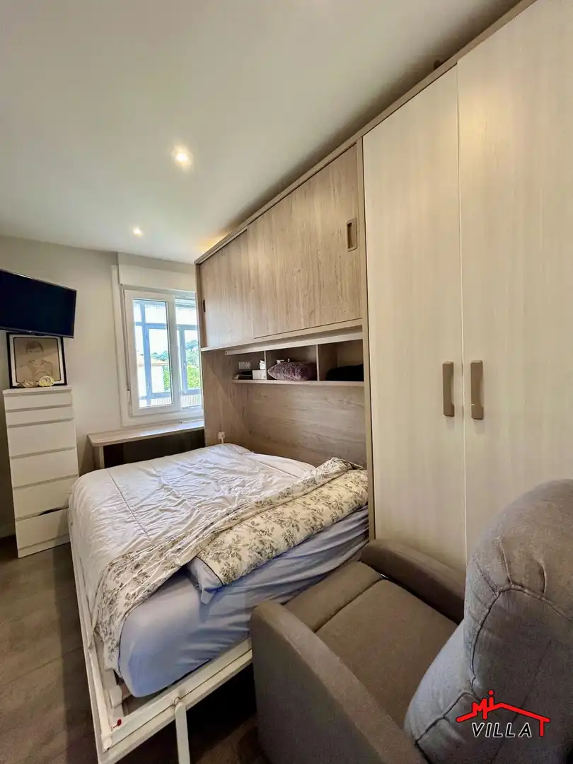Habitación de Piso en venta en Laredo con Calefacción y Terraza