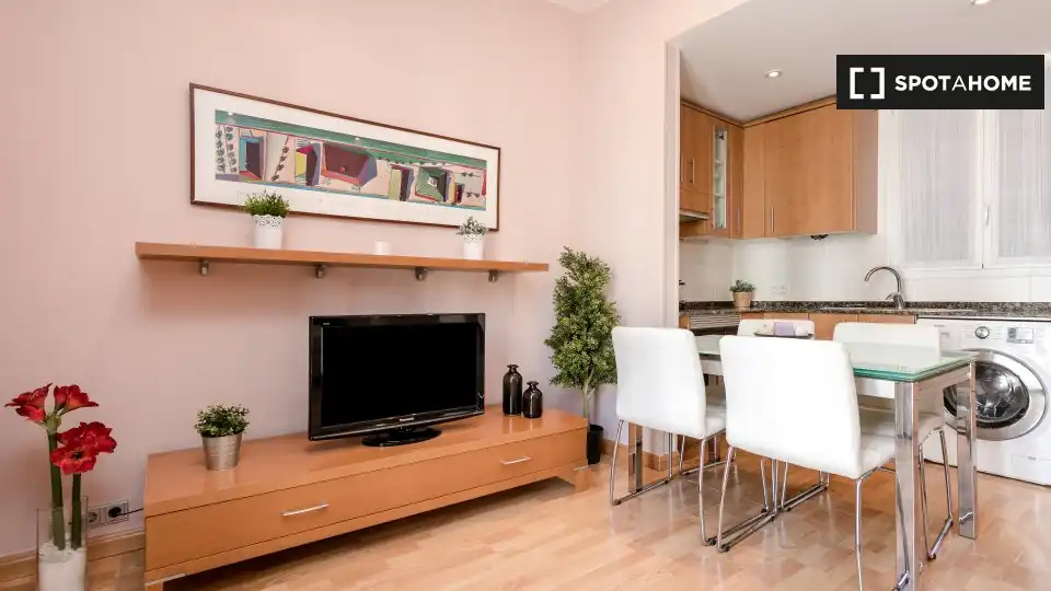 Flat with terrace to rent in Eixample, imagen 5