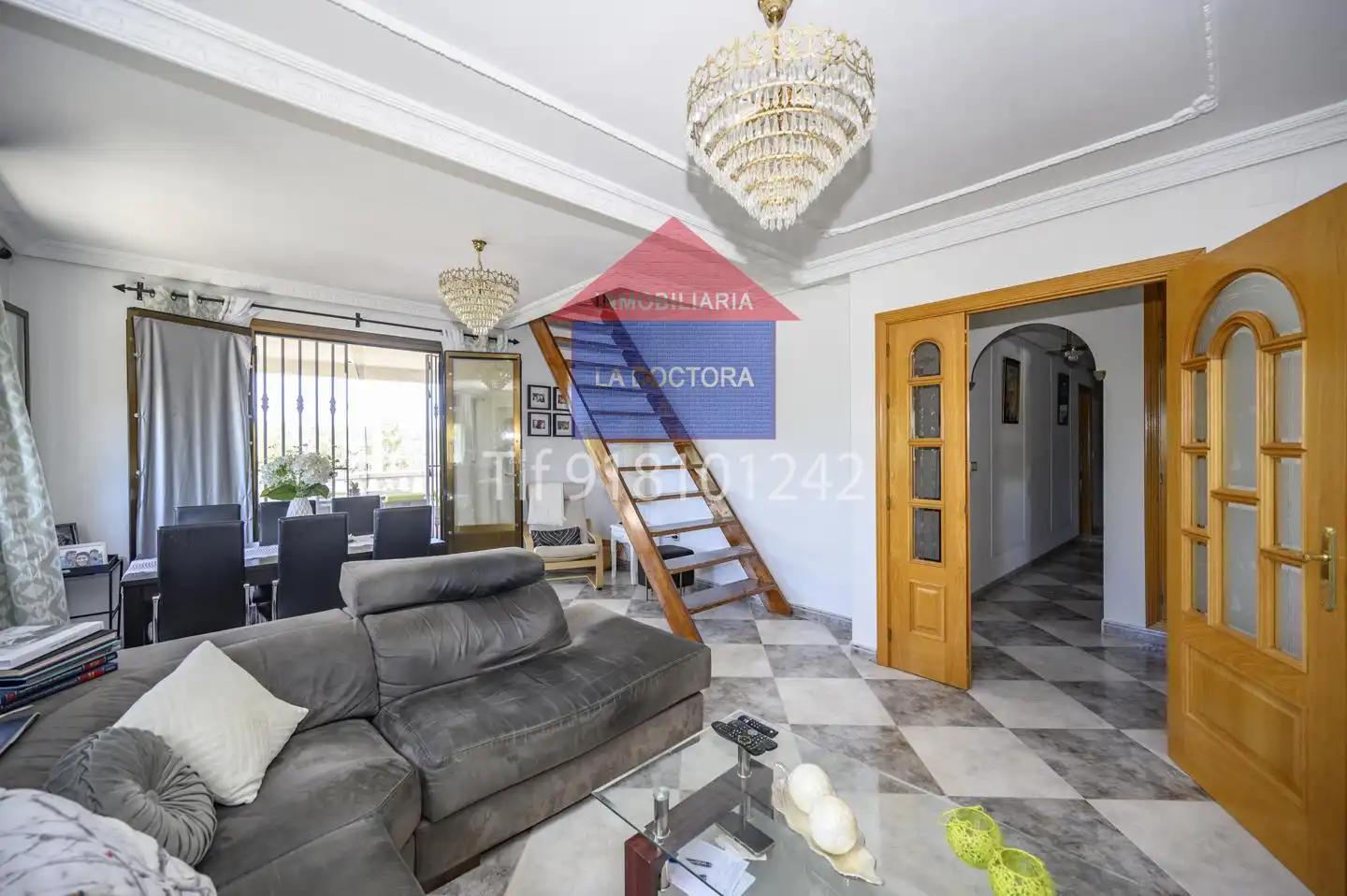 Sala de estar de Casa o chalet en venta en Escalona con Calefacción, Terraza y Piscina