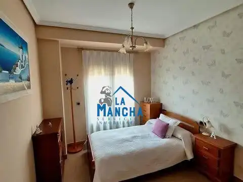 Schlafzimmer von Wohnung zum Verkauf in La Gineta mit Heizung, Terrasse und Möbliert