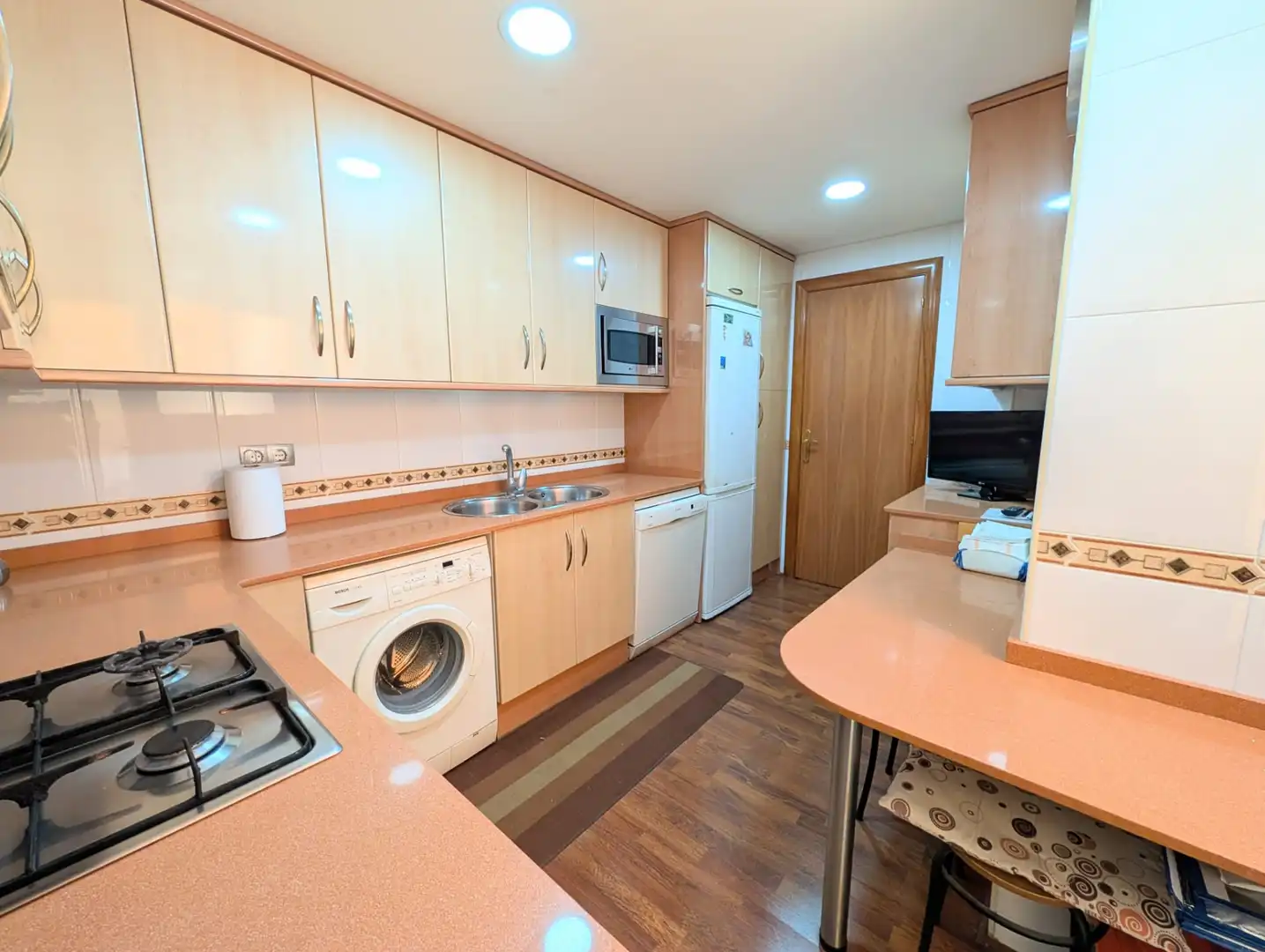 Cocina de Casa o chalet en venta en Santa Coloma de Gramenet con Aire acondicionado, Calefacción y Parquet