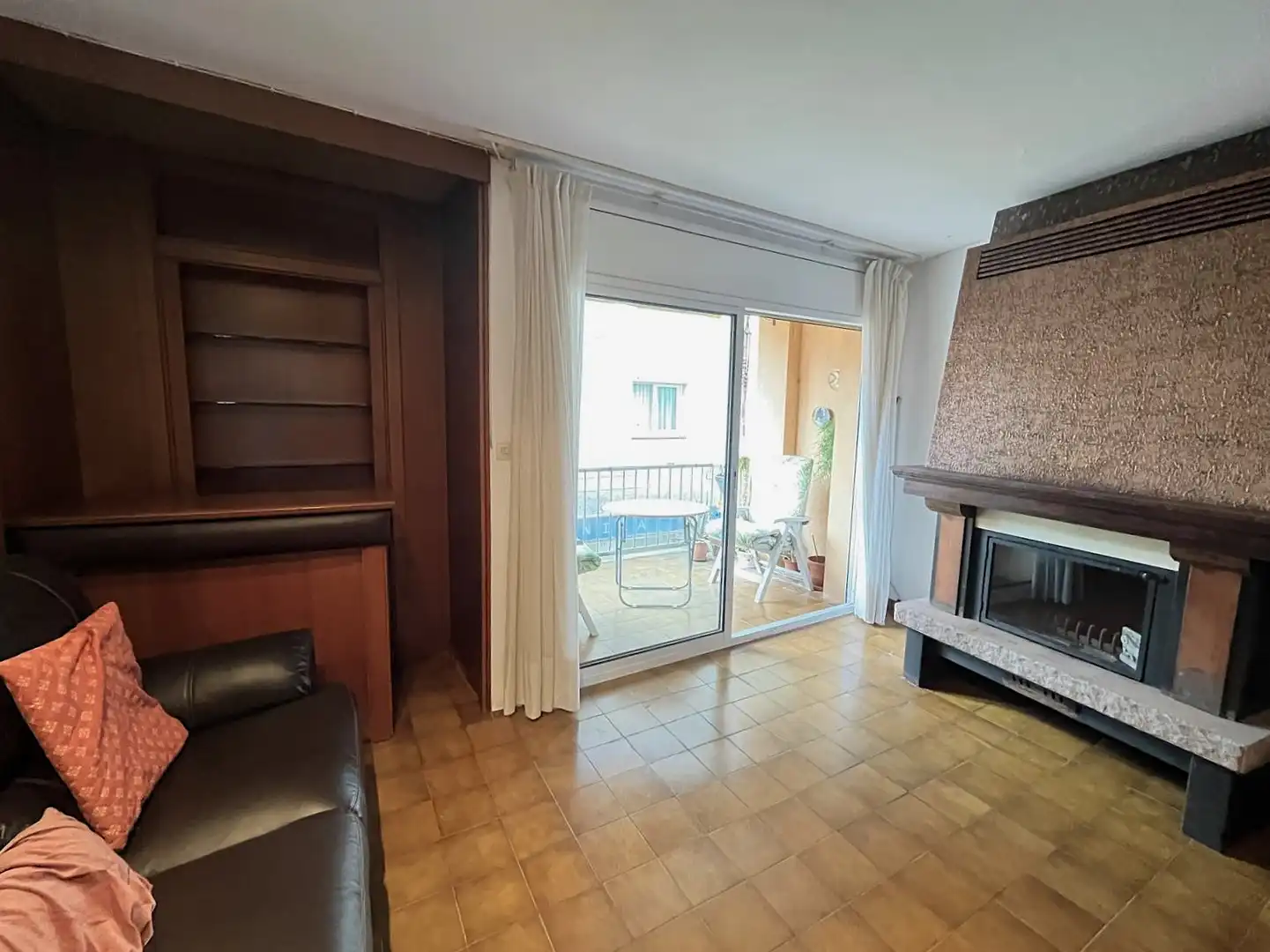 Living room of Flat for sale in Palamós  with Heating, Terrace and Furnished