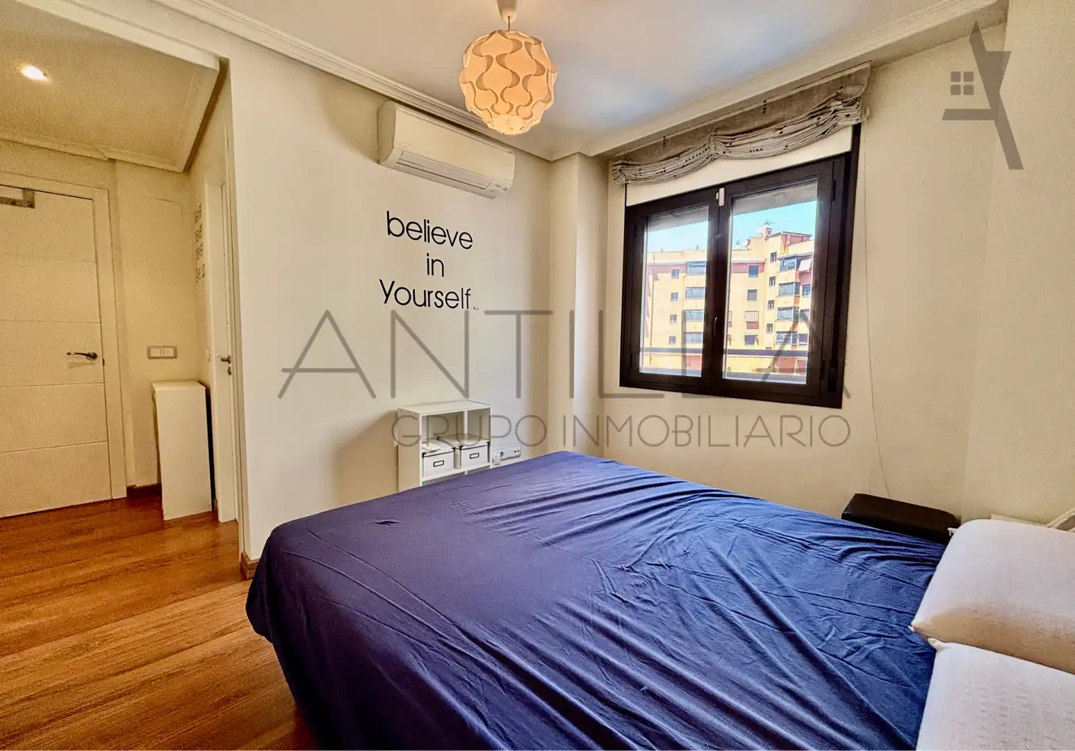 Bedroom of Flat for sale in Madrid  with Air Conditioner, Heating and Furnished