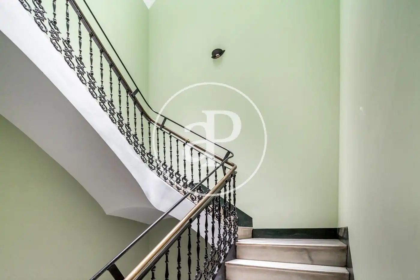 Piso en venta en Valencia con Aire acondicionado, Calefacción y Balcón