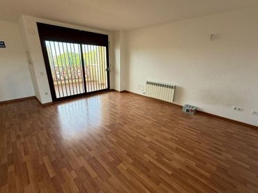 Adossat amb balcó en venda a Puig Moltó - Can Macià