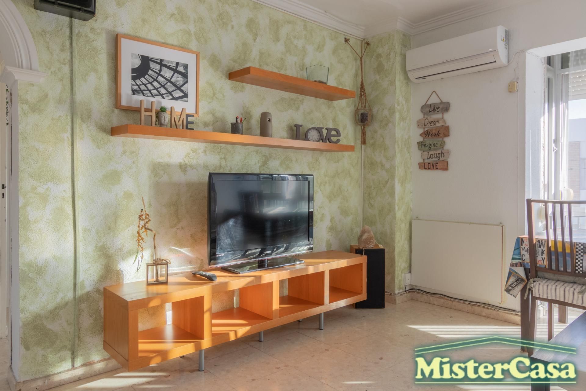 Living room of Flat for sale in Jerez de la Frontera  with Air Conditioner and Heating