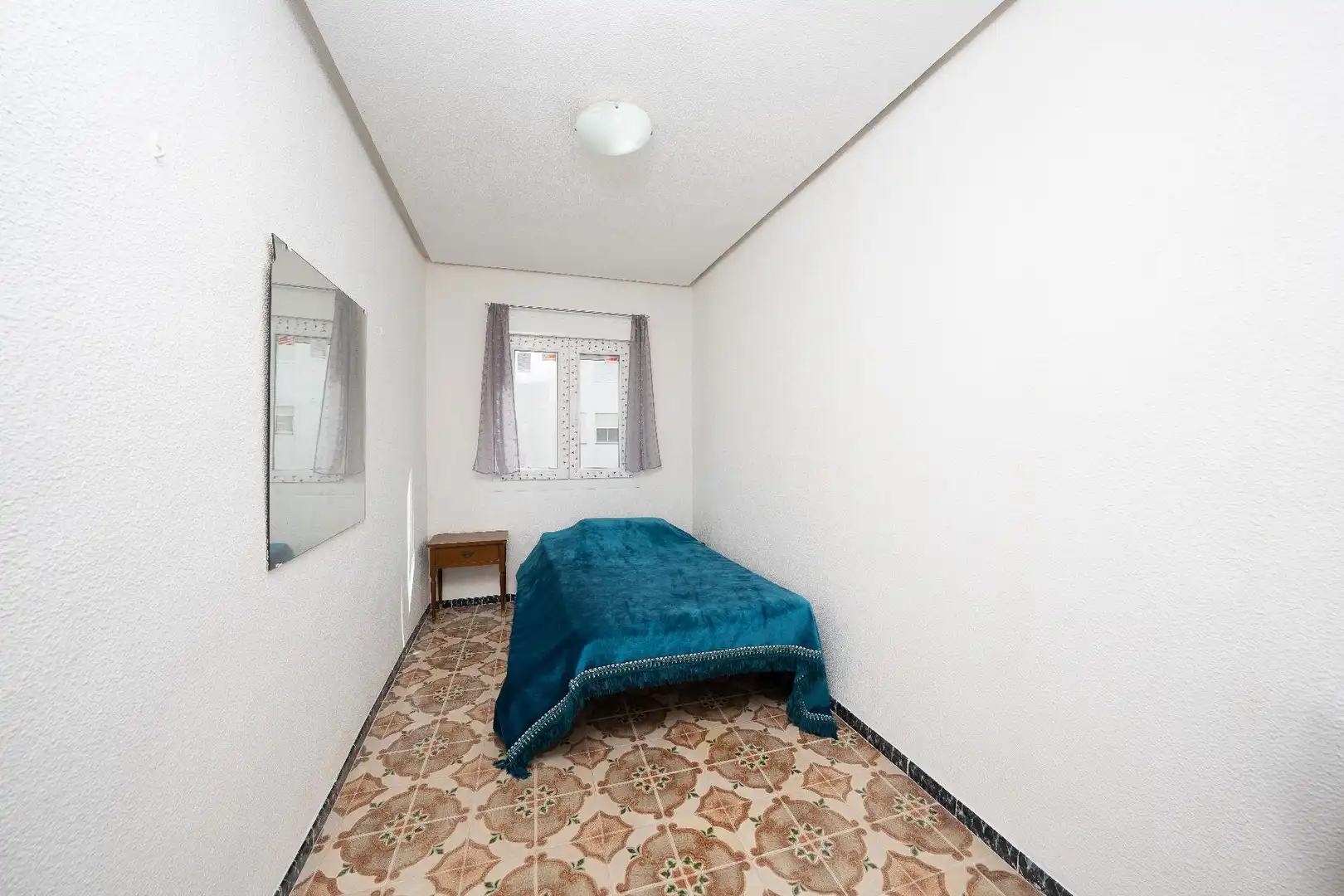 Apartamento en venta en Calle Calle Elda, imagen 3