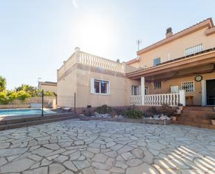 Vista exterior de Casa o xalet en venda en El Catllar  amb Aire condicionat, Calefacció i Jardí privat