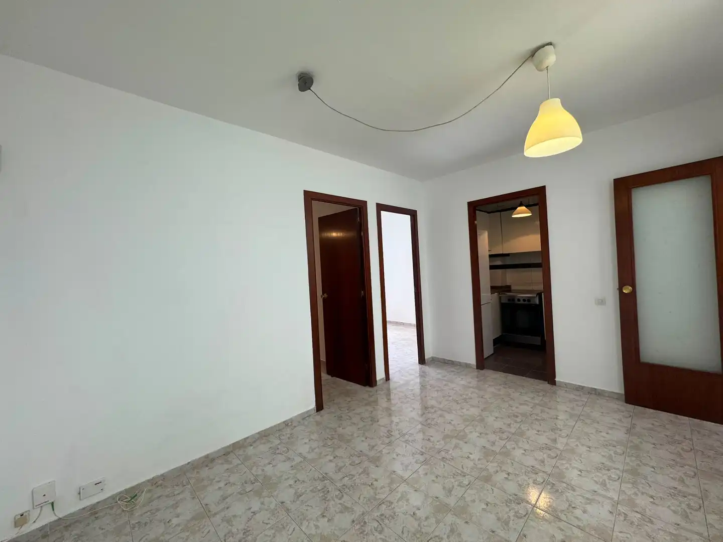 Sala de estar de Piso en venta en Barcelona con Horno, Microondas y Balcón