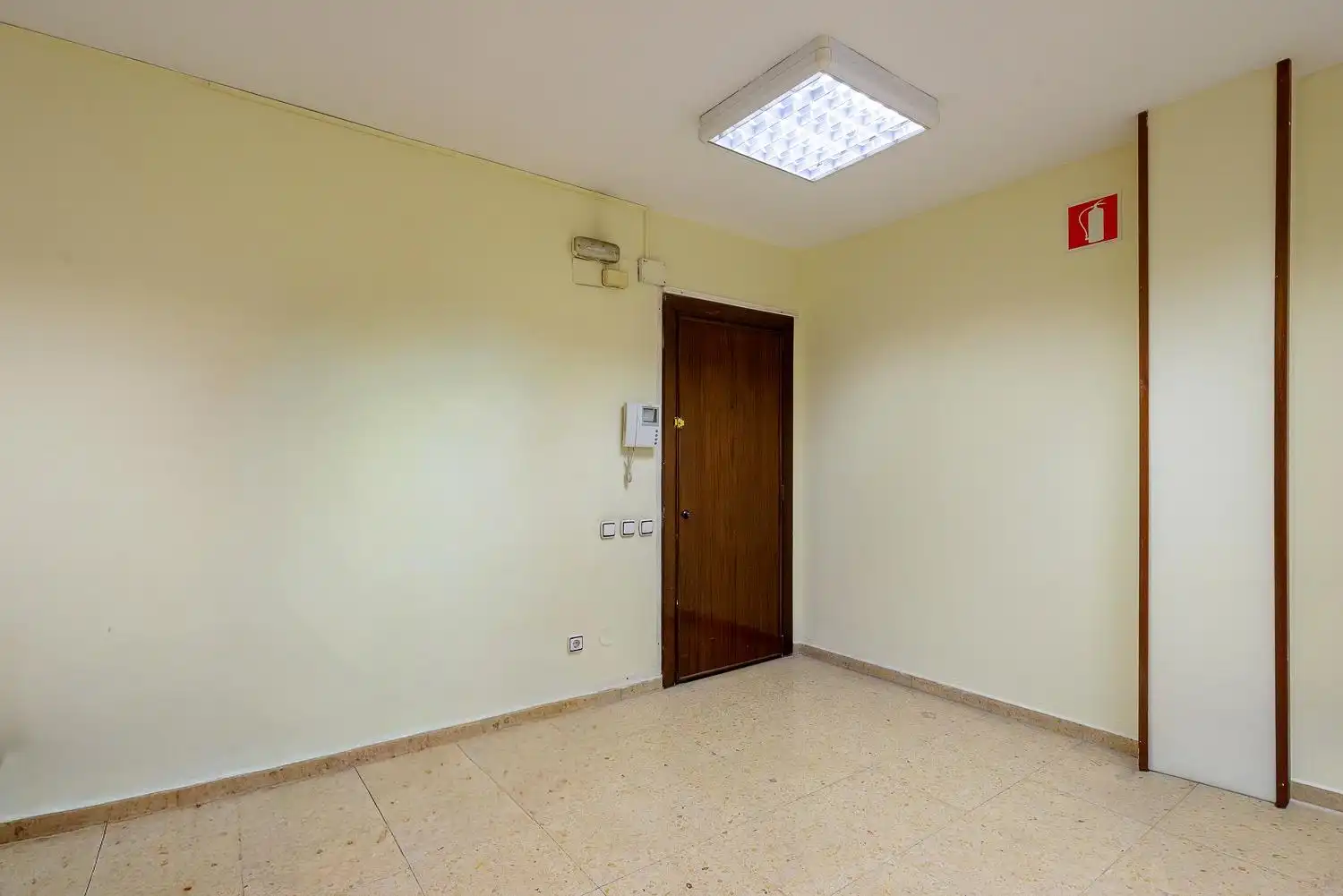 Pis amb ascensor en venda a CERVANTES, imagen 4