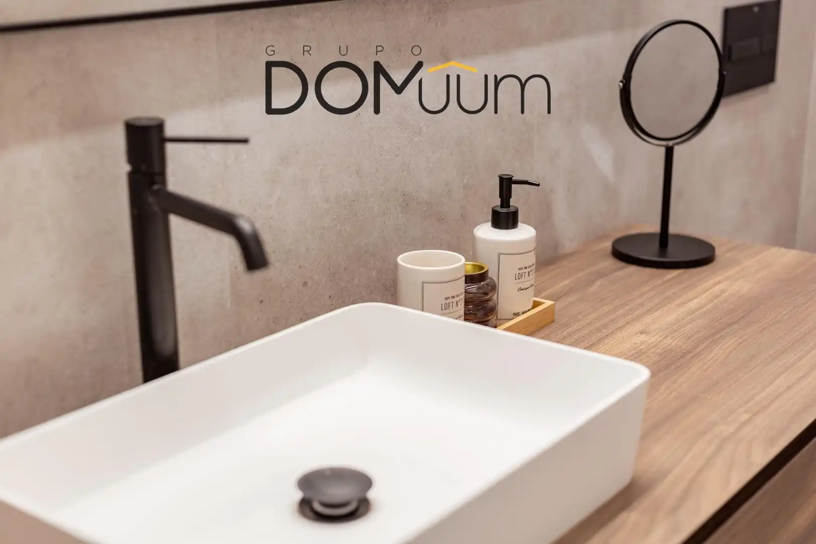 Badezimmer von Wohnung zum Verkauf in Tarragona mit Heizung, Parkett und Terrasse