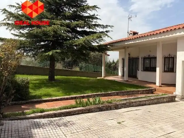 Jardín de Casa o chalet en venta en Segovia con Calefacción, Terraza y Balcón