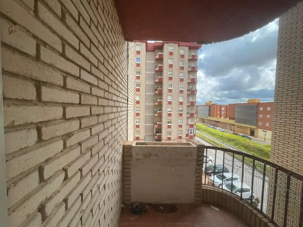 Piso con ascensor en venta en General Emilio Villaescusa, imagen 2