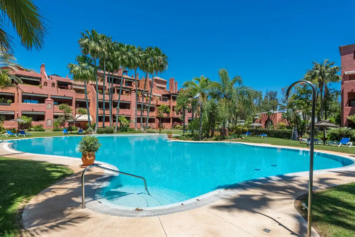 Piscina de Piso en venta en Marbella con Aire acondicionado y Trastero